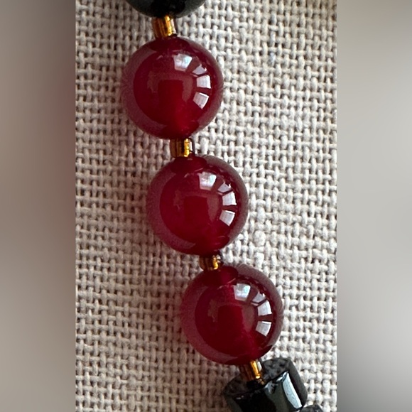 26 inch Jade, Copper and Onyx bead necklace NWOT - Picture 3 of 15